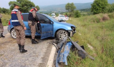 Pazaryeri’nde Otomobil Şarampole Devrildi 2 Yaralı