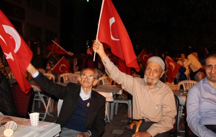 PAZARYERİ’NDE 15 TEMMUZ DEMOKRASİ VE BİRLİK BERABERLİK GECESİ