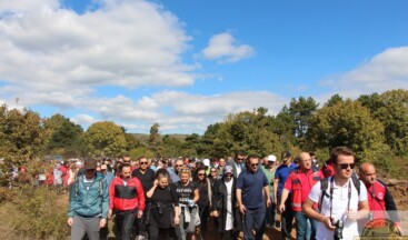 ‘Birlikte Yürüyelim’ temalı yürüyüşe 1000 kişi Katıldı