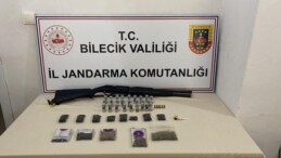 PAZARYERİNDE JANDARMA UYUŞTURUCUYA GEÇİT VERMİYOR