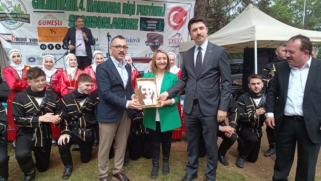 Artvin 4. Bişi Festivali Küçükelmalı’da Adeta Bir Kültür Şölenine Dönüştü!