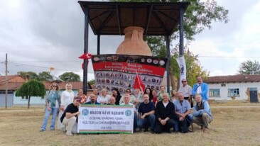ALTIN FIRÇA 6. ULUSLARARASI RESİM SERGİSİ BİLECİK’TE SANATSEVERLERLE BULUŞTU