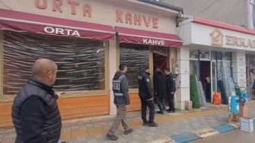 Pazaryeri’nde Sigara Denetimi, Esnaf ve Vatandaş Tepkili