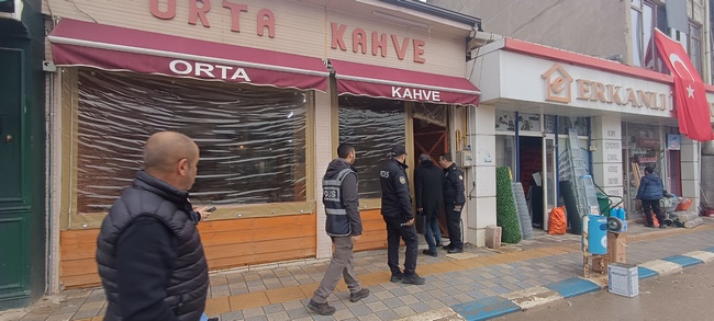 Pazaryeri’nde Sigara Denetimi, Esnaf ve Vatandaş Tepkili