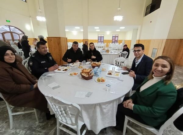 Pazaryerinde Ramazan’ın İlk İftarı Gazi ve Şehit Yakınlarına Verildi