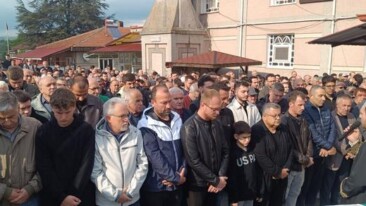 Kınık Köyü’nün Usta İsmi Nazmi Ceyhan Son Yolculuğuna Uğurlandı