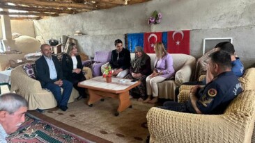 Bayramda Şehit Aileleri Unutulmadı