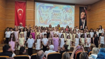 BOZÜYÜK SINAV KOLEJİ’NDE SANAT VE YETENEĞİN MUHTEŞEM BULUŞMASI