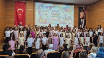 BOZÜYÜK SINAV KOLEJİ’NDE SANAT VE YETENEĞİN MUHTEŞEM BULUŞMASI