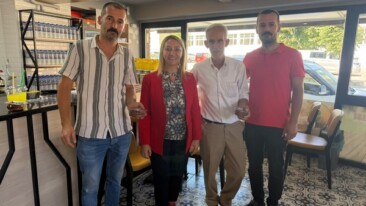 Pazaryeri Belediye Başkanı Tekin’den İlçe Esnafına Anlamlı Kandil Ziyareti